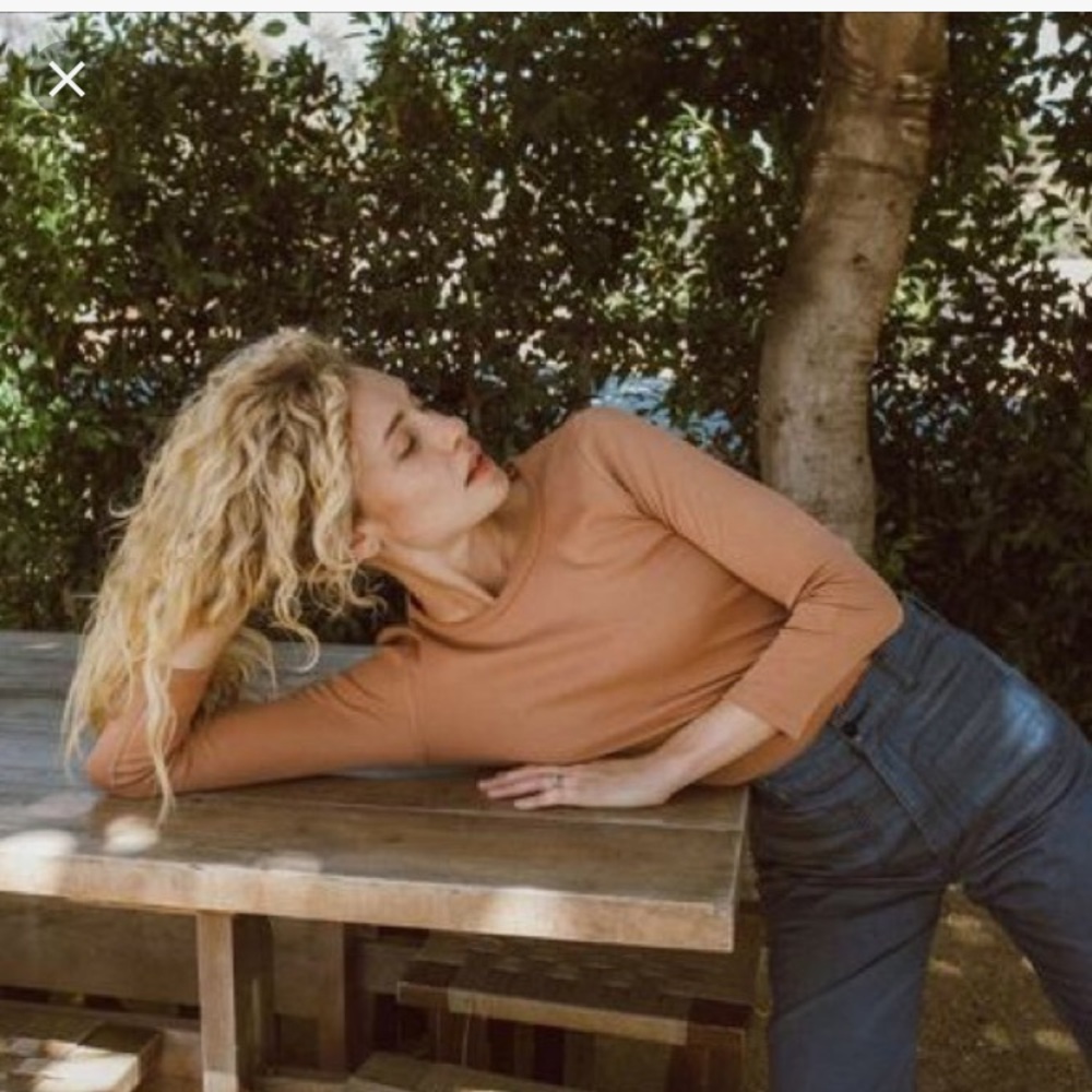 Dôen Annie Top in Maple. Worn once